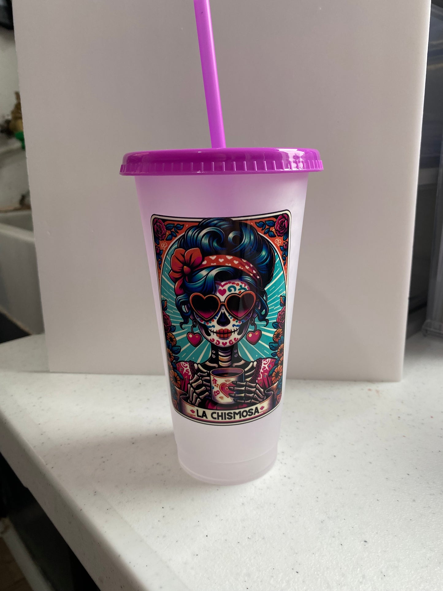 24oz plastic cold cup with purple lid & straw