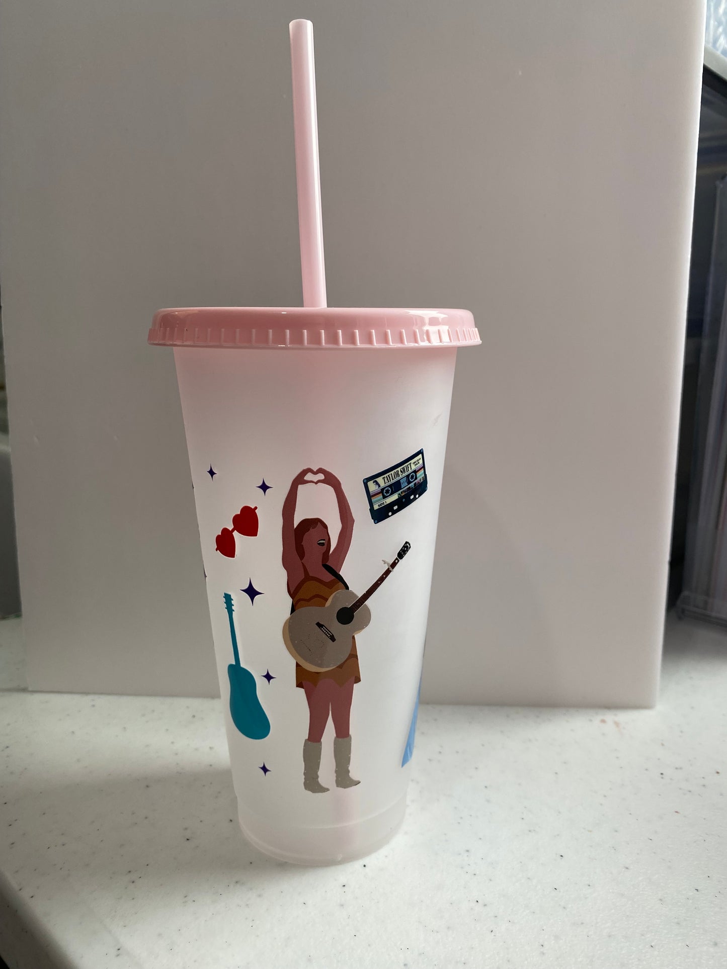 TS 16oz plastic cold cup with pink lid & straw